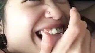 My best friend’s gf sucking me.