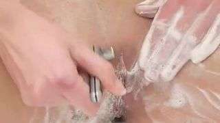 Shaving Mariah