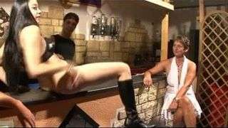 Tina – Swingerclub