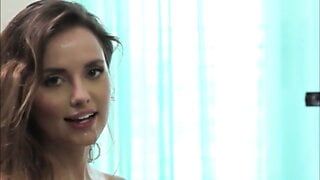 Very beautiful amateur MILF enjoys her first casting sex