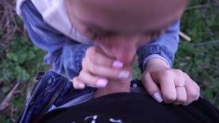 PUBLIC SEX NAKED IN PARK – AMATEUR COUPLE OUTDOOR