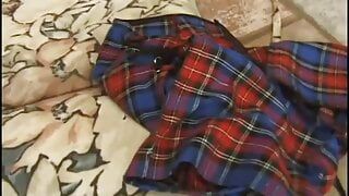 Wet Bitch Wants Double Penetration!