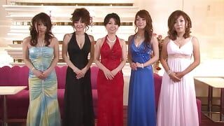 JAPANESE SEXY BABES RIDE HUGE COCKS CREAMPIE