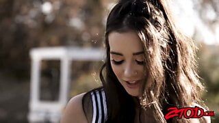 Teen cheerleader Gia Page banged before cum blasting