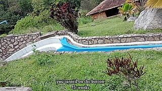 Having lesbian sex with my stepsister on a walk to the farm – Porn in Spanish