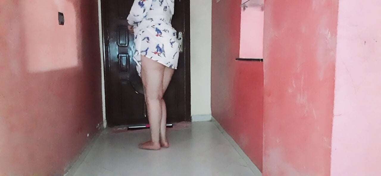 A beautiful girl loves a cuckold man and loves a stallion’s penis