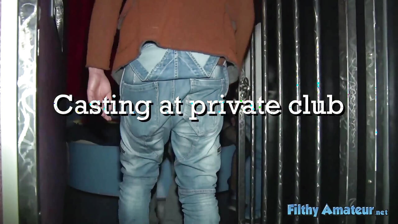 Amateur orgy in the club prive with glory hole