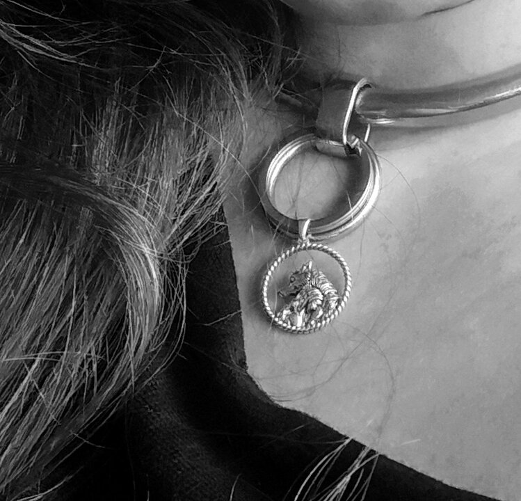 collared, submassive tiptoeSLUT goes for a walk. FREE pierced tits.