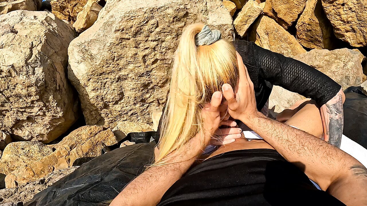 FUCKING ON THE BEACH – PUSSY DRIPPING WITH HARD-ON!