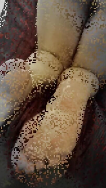 I show my little feet and then he cums on them…