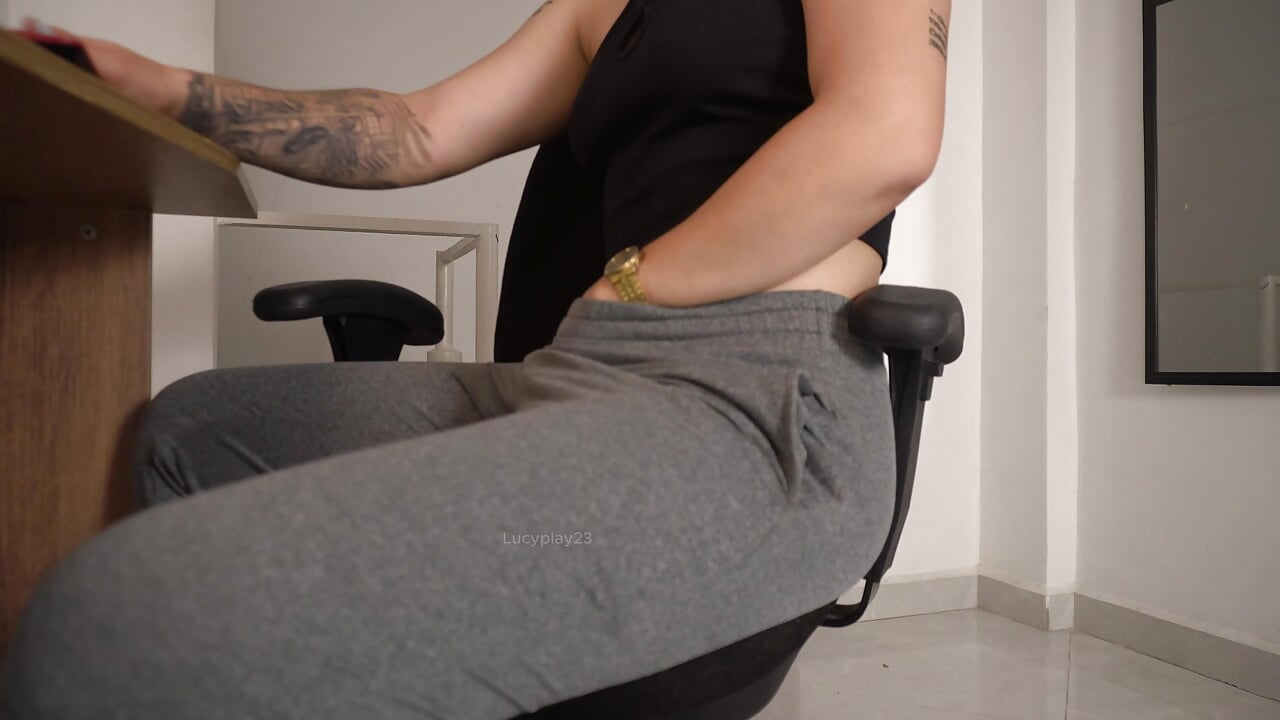 I WAS WATCHING PORN while I was working and I wanted to masturbate