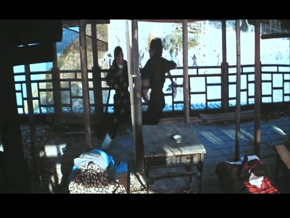 Karate, Kusse, Blonde Katzen