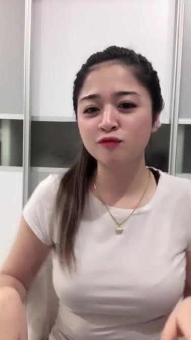 malay – awek baju putih