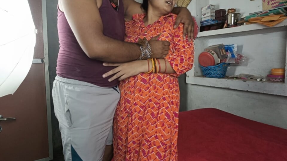 My boyfriend came to my house at night and satisfied me by fucking me, I enjoyed it a lot!