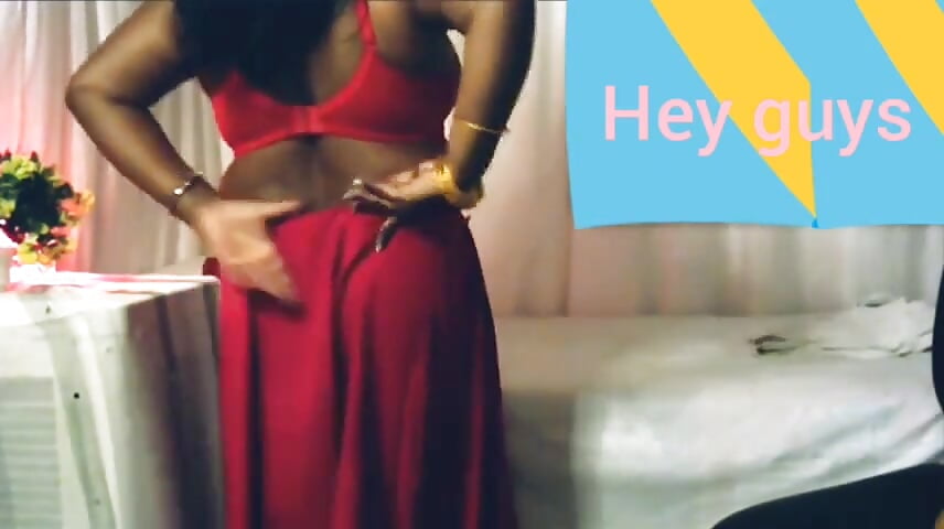 Sexy Bhabhi Open Bra Nude Boobs Show