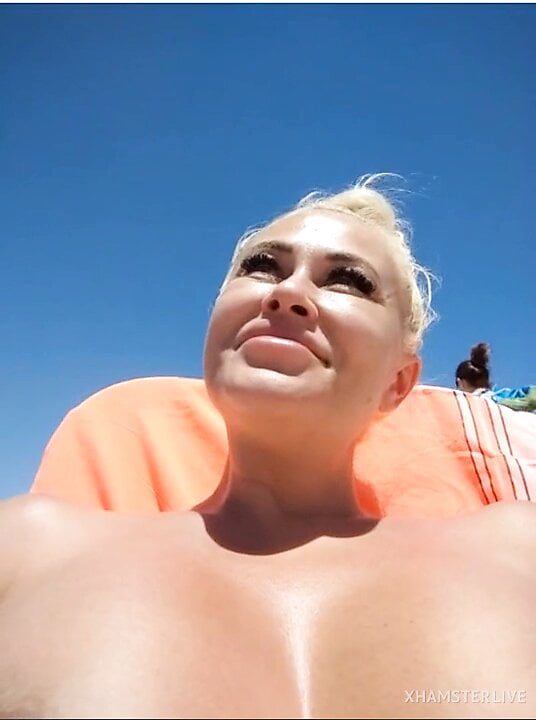Wife gets naked on the beach