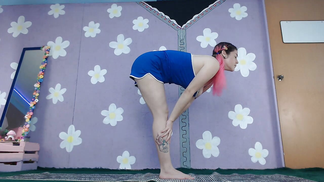 Yoga Workout Livestream Flashing Latina Nip Slip Beginner