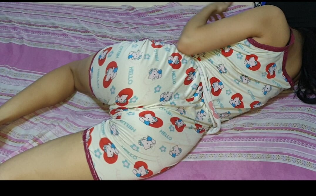 A very clear voice heard what you say the most beautiful girl you can see for a tumor as a professional hobby