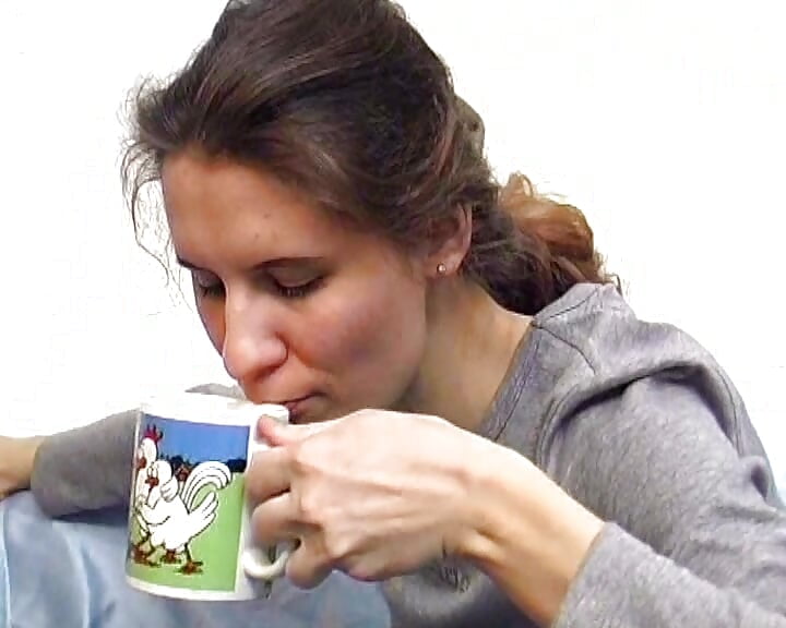 Brunette babe from Germany playing with her beautiful pussy