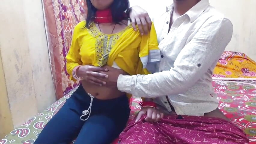 Desi Girl Sex With Her Boyfriend in Home