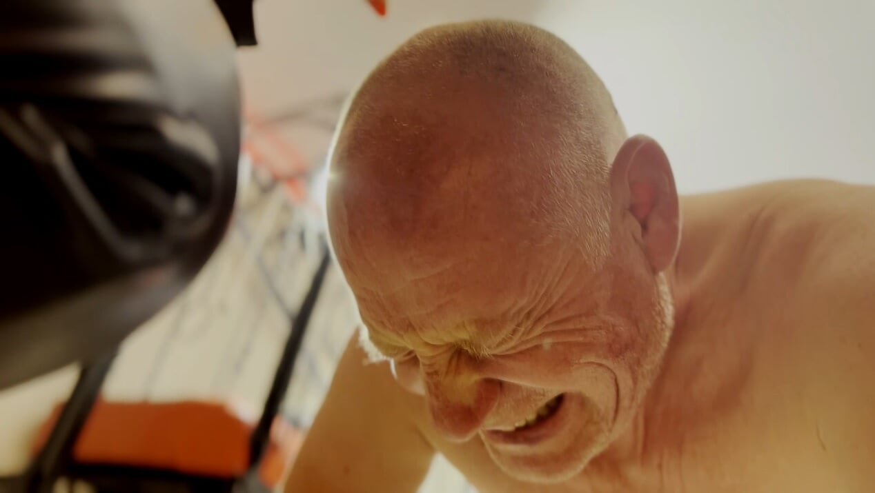 Extreme waxing the bald head of the prisoner – flame drips on his head – Mistress Roberta OWK and Mistress Zeida