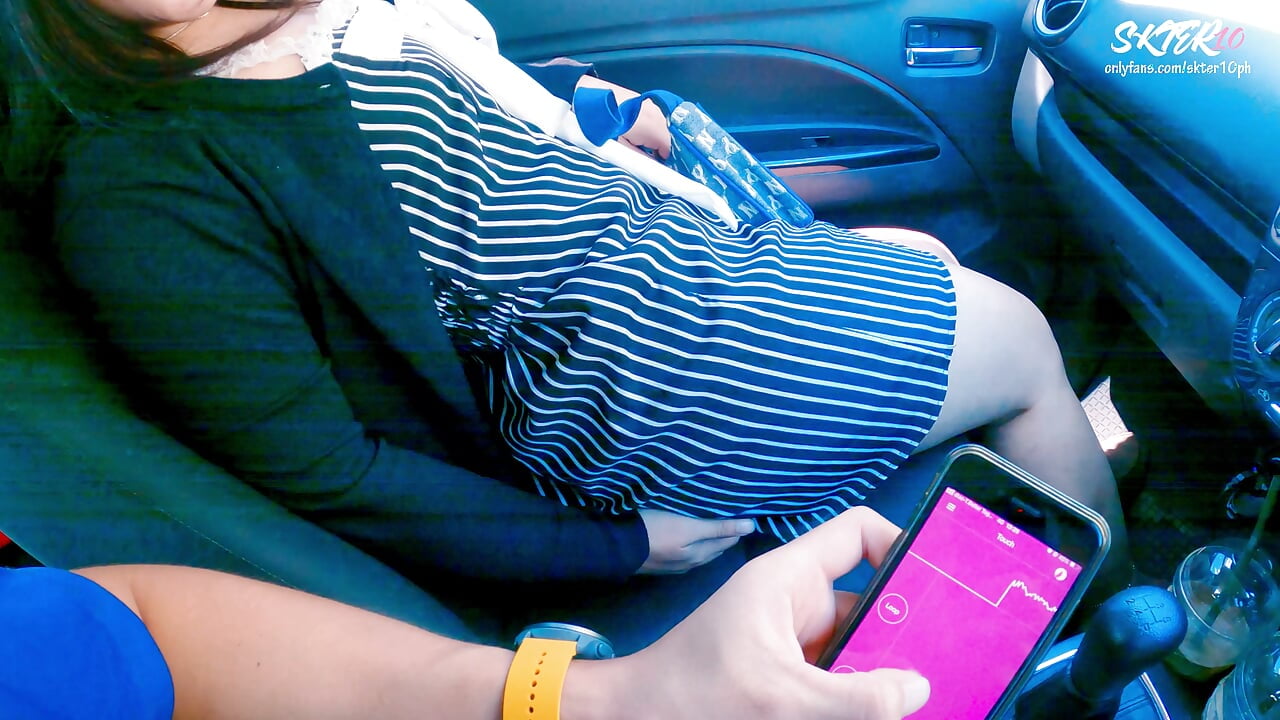 I Control Her Pussy in Public – She Moans and Is Embarassed