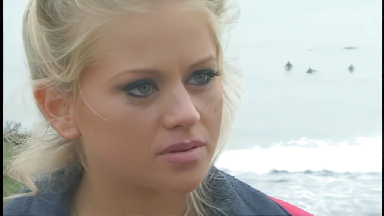 Kianna Bradley Is On Babewatch