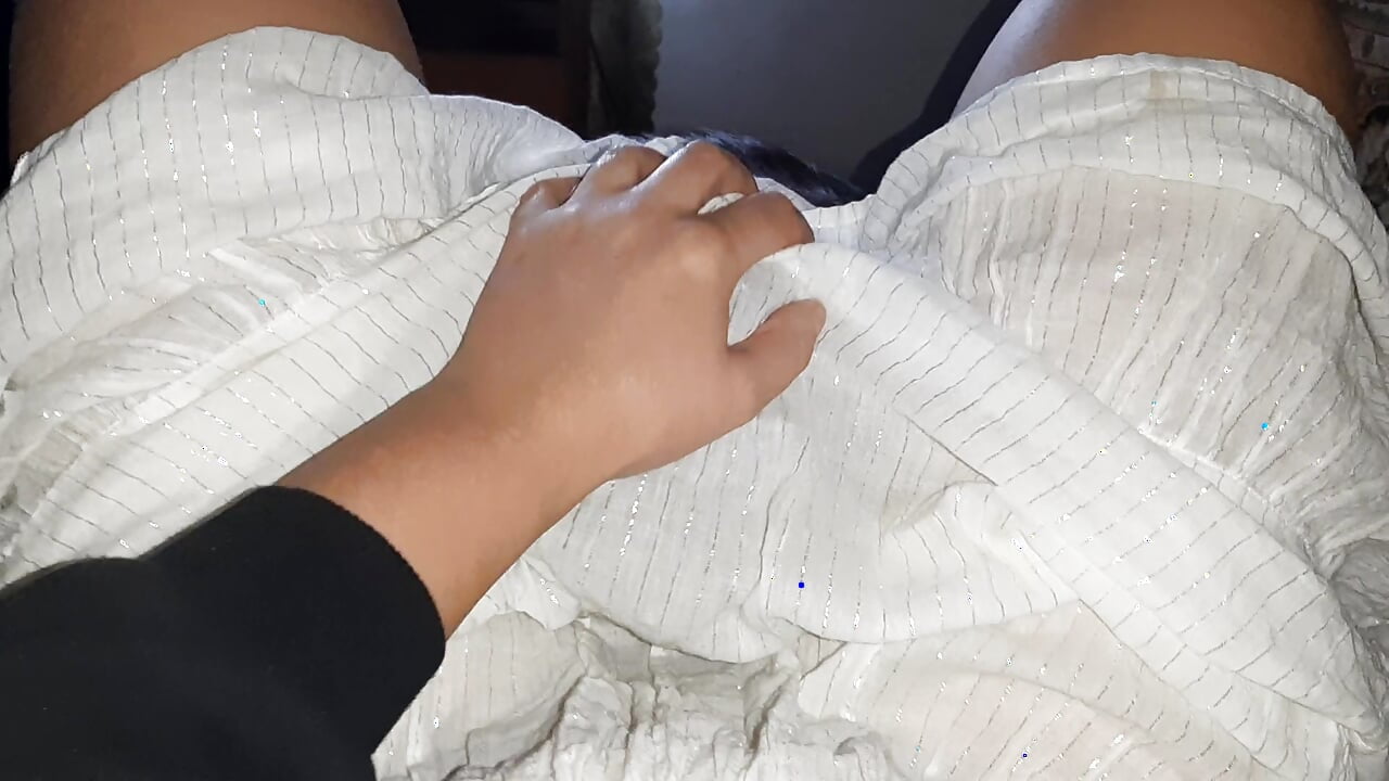 My girlfriend, although shy, handles my pussy well and skillfully – Lesbian-illusion