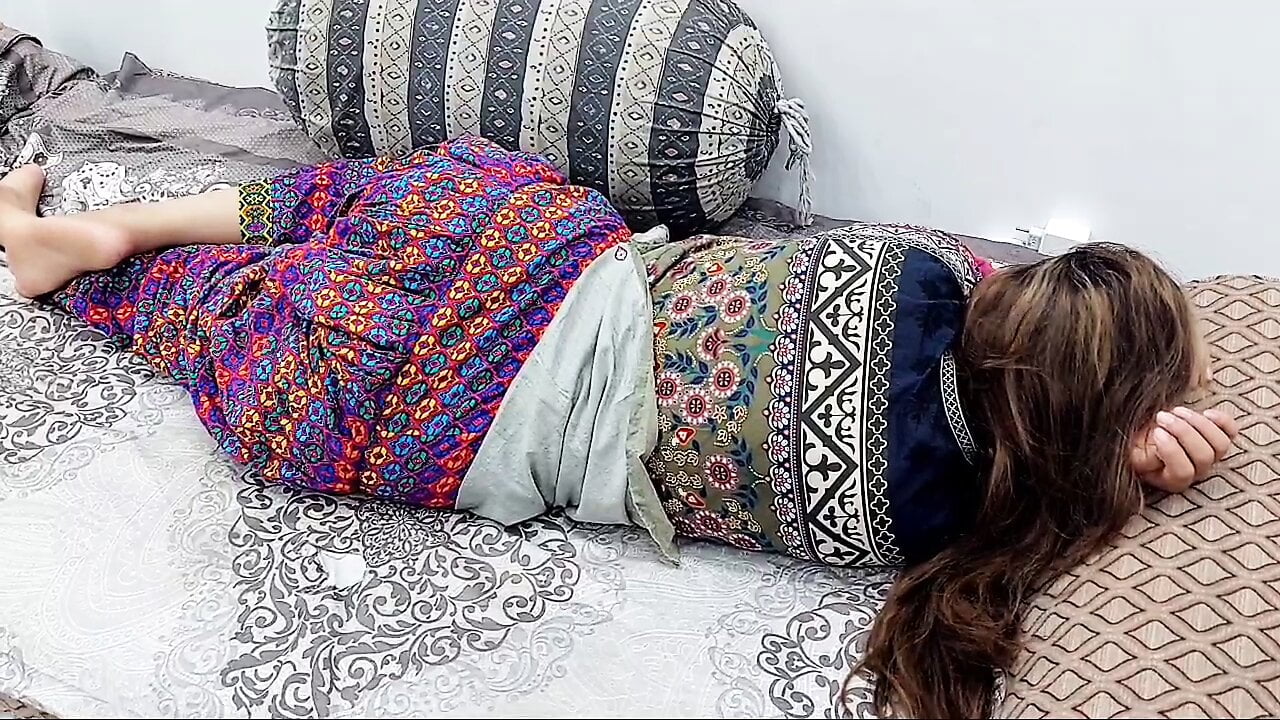 Pakistani Stepmom Best Closeup Anal Sex With Moaning