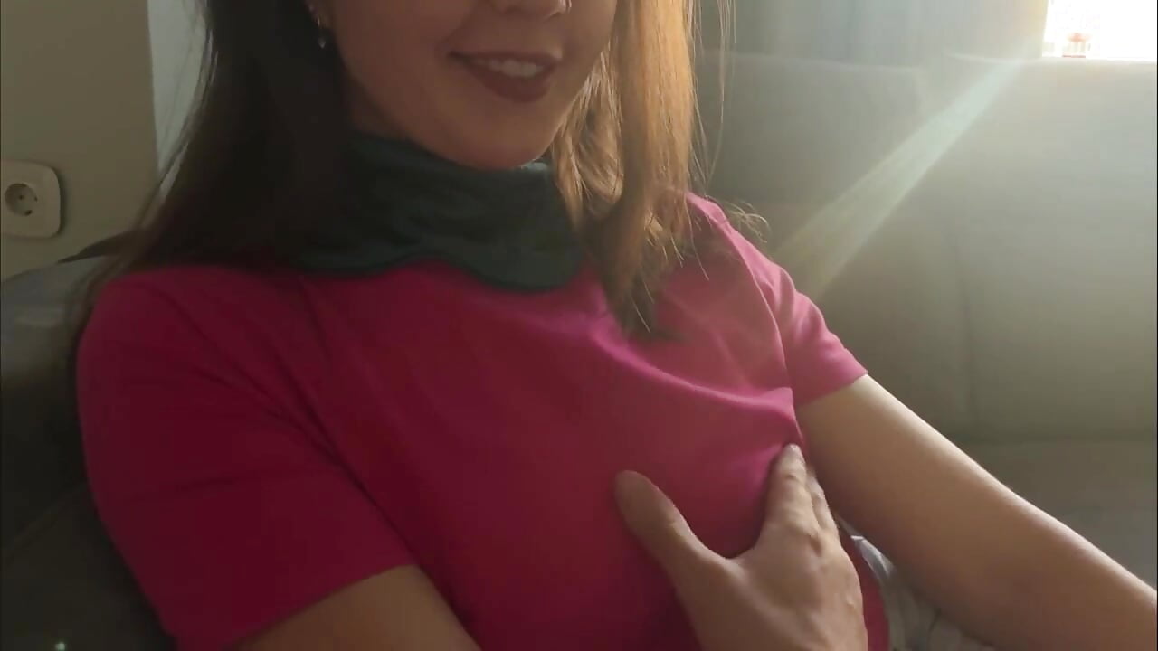 Secretary fucks in the ass with barefoot for the first time to raise her salary