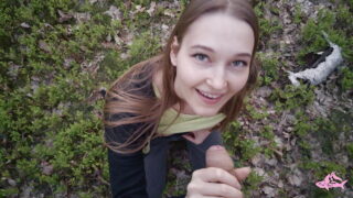 Sexy nymphomaniac in the forest made me cum in her mouth