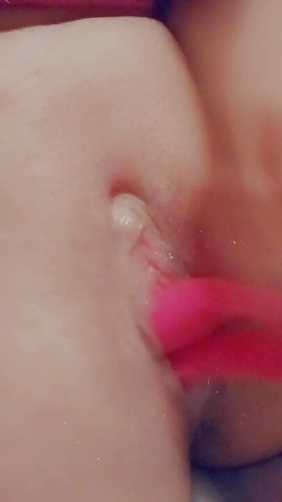 Tight pussy cums hard